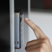 Elektronický kódový a RFID zámok