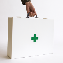#27 FIRSTAID MOVE – Lekárnička kufrík