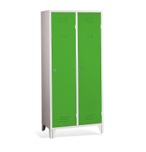 2-dverová šatňová skriňa s prepážkou a nožičkami