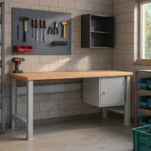 Pracovný stôl so závesnou skrinkou a pevnými nohami, 1700 mm