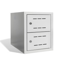 Dvojdverová skriňa na úschovu topánok.