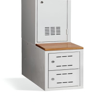 Dvojdverová skriňa na úschovu topánok.