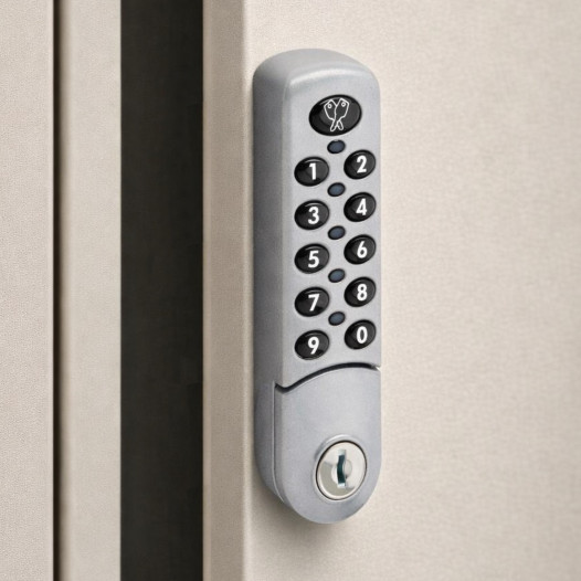 #12 ELECTRO – Elektronický zámok do kovových skríň so systémom na centrálny kľúč#12 ELECTRO – Elektronický zámok do kovových skríň so systémom na centrálny kľúč