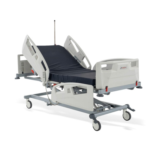 Elektrická nemocničná a opatrovateľská posteľ s 3 motormi